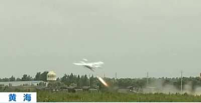 演習(xí)利用炮兵偵校雷達(dá)、無人機(jī)等裝備進(jìn)行戰(zhàn)場情報偵察，有效提升了戰(zhàn)場透明度和信息交換。資料圖