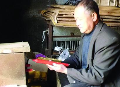 守望老字號老行當老手藝:穿越時光 質(zhì)樸恒遠 守望老字號老行當老手藝:穿越時光 質(zhì)樸恒遠