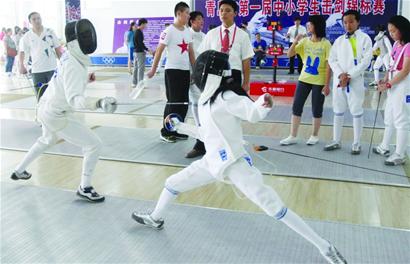 青島家長(zhǎng)花60萬(wàn)買(mǎi)溫血寶馬 給孩子練馬術(shù)專用