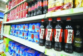 廣藥王老吉上架慢 涼茶混戰(zhàn)升級(jí)市場現(xiàn)空白期
