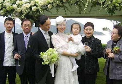 李小璐婆媳下廚顯親密 揭?jiàn)蕵?lè)圈婆媳如何過(guò)招