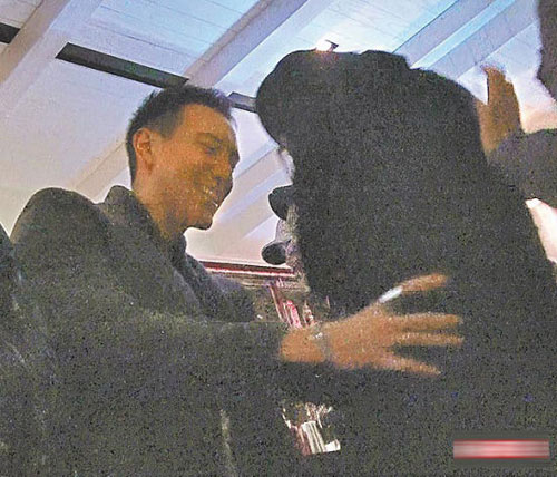 房祖名與內地歌手葉熙祺隱婚 成龍香港封鎖消息