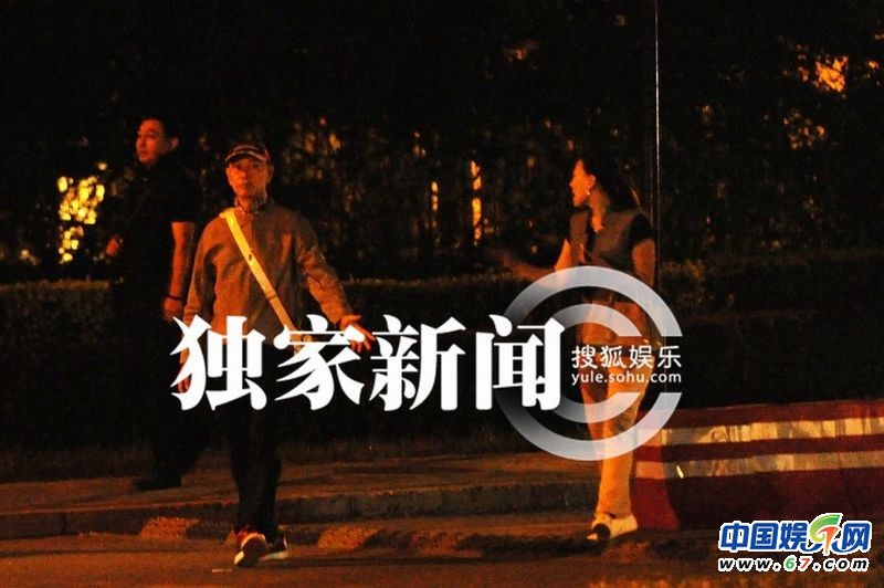 李湘愛(ài)女超大牌 吳樾與男伴按摩性取向受質(zhì)疑