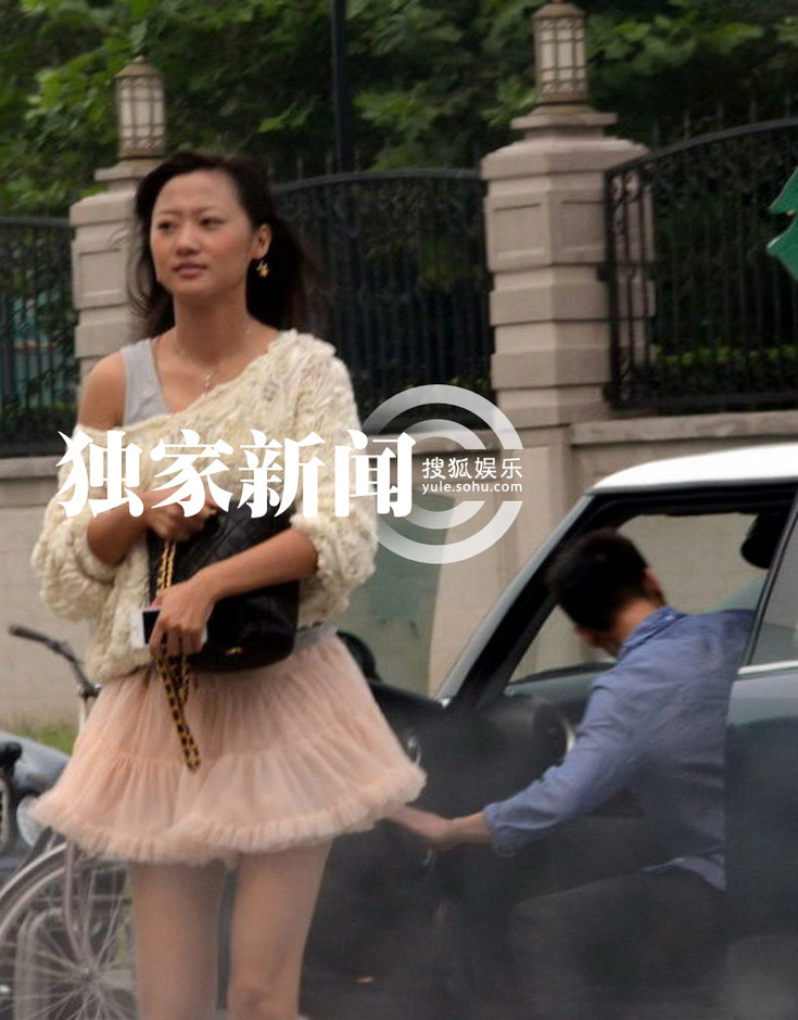 41歲王學(xué)兵甩孫寧另結(jié)新歡 新女友曝光清純?nèi)鐚W(xué)生