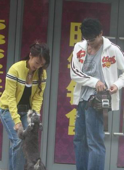 李若彤與富商男友親昵 男大女20歲 網(wǎng)友呼夢碎