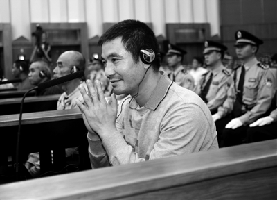 糯康當(dāng)庭認(rèn)罪求保命 稱有600萬人民幣可賠償