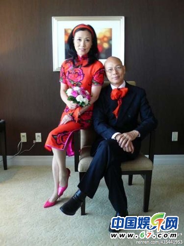 娛樂圈明星夫妻珍貴結(jié)婚照曝光