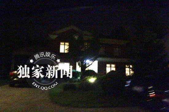 黎明與愛(ài)徒李治廷喝醉 北京千萬(wàn)元?jiǎng)e墅首曝光