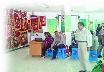 市民曝祥康購(gòu)物無(wú)發(fā)票 食藥部門(mén)調(diào)查受阻撓