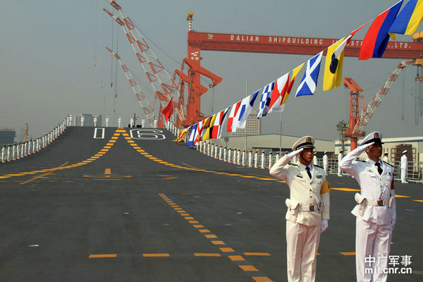 解讀遼寧艦武器系統(tǒng):無(wú)重型反艦導(dǎo)彈因用處不大