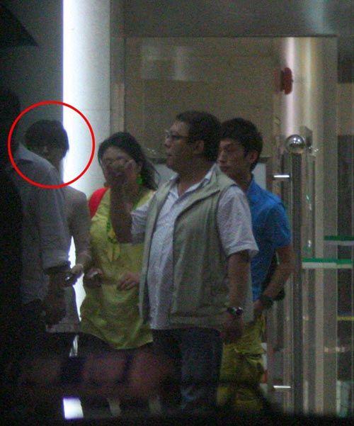 女星進(jìn)了夜店就狂放無限??！
