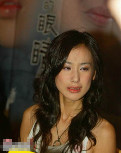 圖揭娛樂圈里毫無市場的女藝人 扶都扶不上墻
