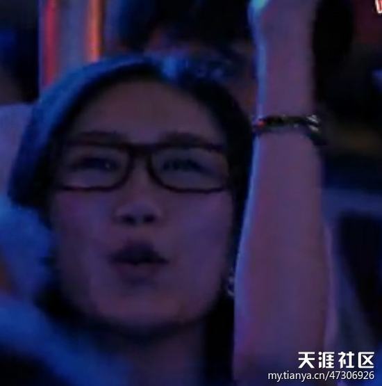 知情人曝梁博女友背景 ：家世顯赫曾認(rèn)崔健當(dāng)干爹