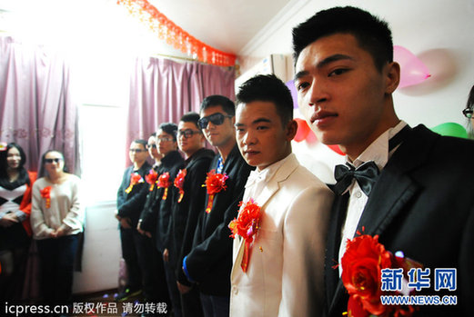 福建首對(duì)男同公開(kāi)結(jié)婚