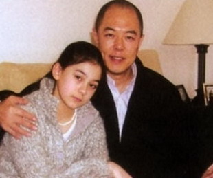 李小璐朱茵同日誕女遭調(diào)侃 盤點眾星女兒初長成