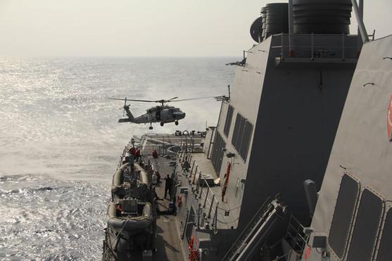 多艘美軍戰(zhàn)艦中國附近海域游弋 航母抵菲律賓