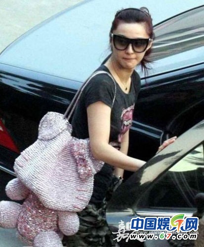 女星真實街拍暴露品味