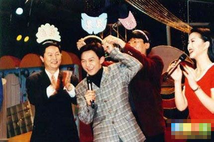 《快樂大本營》風(fēng)雨15年揭秘 李湘“7年之癢”謝娜三進(jìn)三出