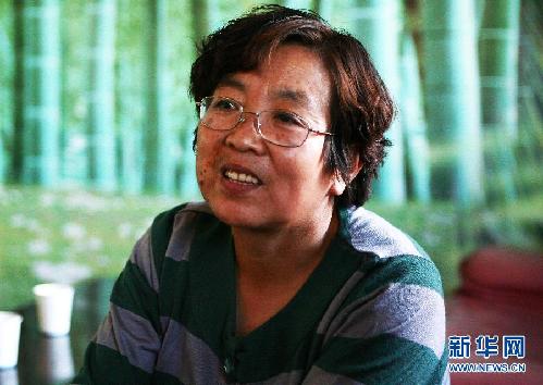（十八大代表風采錄·圖文互動）（4）不讓一個學生掉隊——記甘肅省嘉峪關市酒鋼三中教師閆桂珍