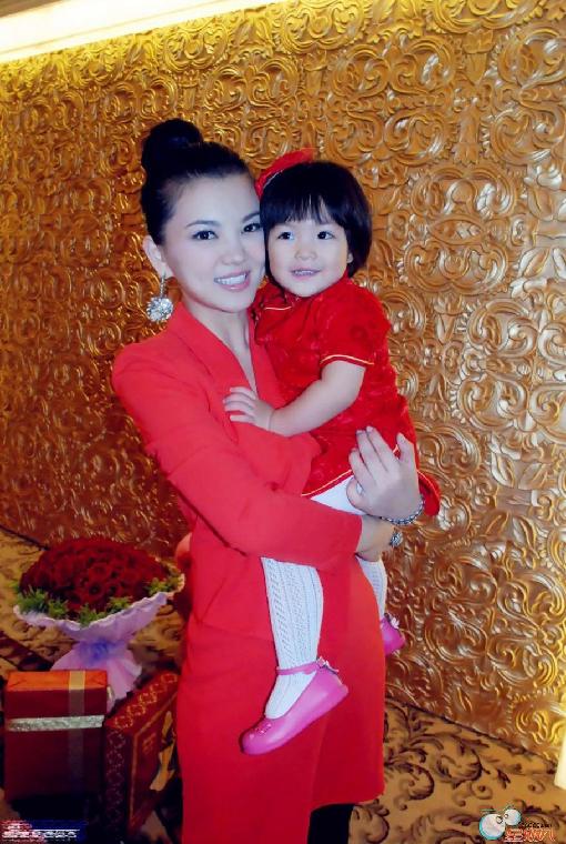 娛樂(lè)圈辣媽逆生長(zhǎng)完勝美少女