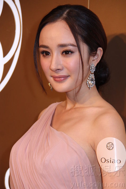 楊千嬅攜丁子高同亮相
