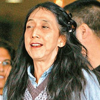 長(zhǎng)女 何超英在國(guó)外生活14年有余 有傳聞?wù)f精神有問(wèn)題