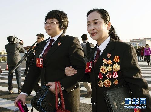（十八大·基層代表風(fēng)采）（1）詹紅荔：“愛民為民、情鑄和諧”的好黨員、好法官