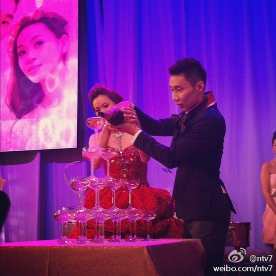 馬來羽毛名將李宗偉大婚 李永波鮑春來陶菲克到場(chǎng)祝賀