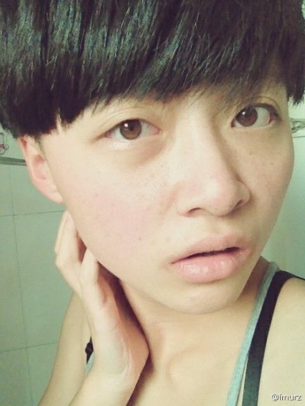 網(wǎng)絡(luò)紅人盤點 鬼臉妹子犯二走紅