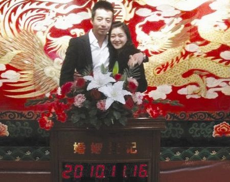 大S汪小菲情侶裝“飛躍”長(zhǎng)城 曝婚后恩愛(ài)細(xì)節(jié)(組圖)