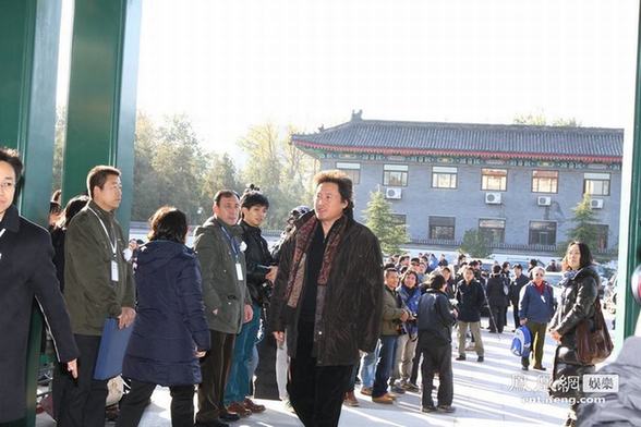 李默然追悼會北京八寶山舉行 戴玉強(qiáng)李金斗閻肅等素裝到場
