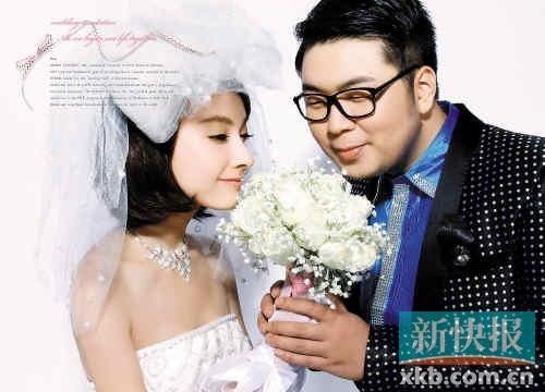杜海濤向吳昕“求婚”。