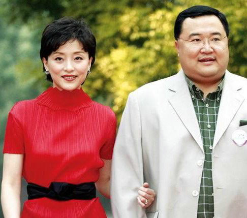 湖南臺(tái)女主持內(nèi)斗真相 舒高婚變引危機(jī)(組圖)