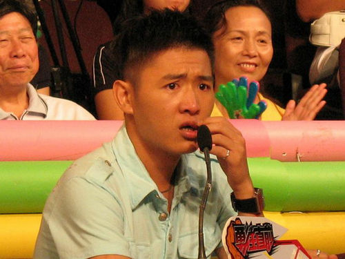 湖南臺女主持內(nèi)斗真相 舒高婚變引危機(jī)(組圖)