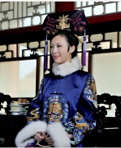 王石攜新歡田樸珺回國(guó)談婚變