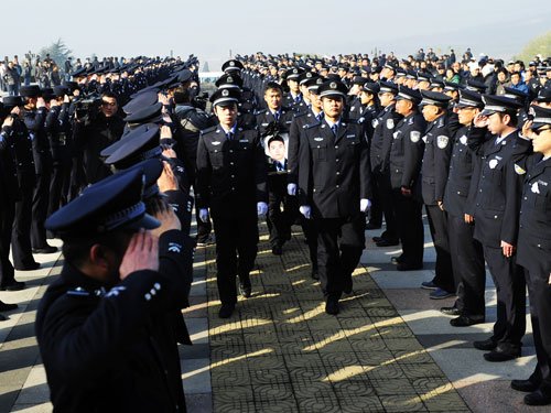 15名伏擊殺害民警犯罪嫌疑人全部落網(圖)