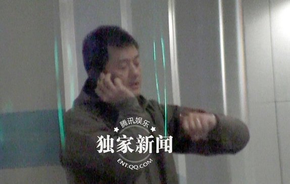 李亞鵬回京未見王菲接機(jī) 