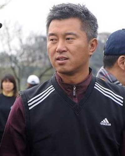 滿(mǎn)文軍吸毒后照片