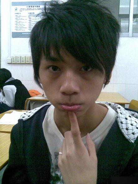 其實(shí)每個(gè)男人都有一顆悶騷的心