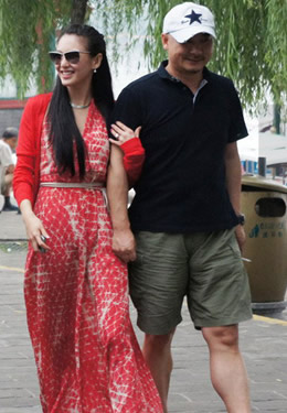 朱茵餐廳怒吼孫儷街邊發(fā)飆 揭娛樂(lè)圈“母老虎”