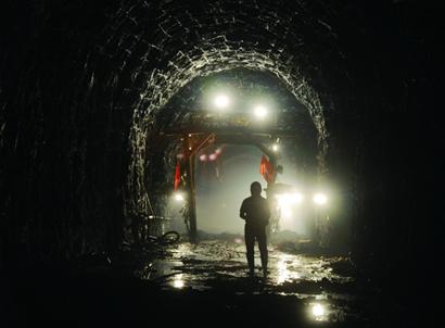 我市開始進入地鐵建設(shè)的高潮期 3號、2號線都已開工建設(shè) 1號、4號、6號線也將陸續(xù)開工