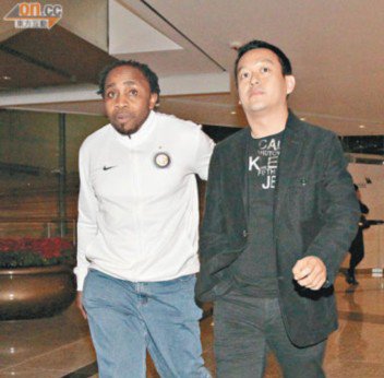 曾志偉涉掌摑黃浩被捕后保釋 輕松回應(yīng)返回會(huì)所
