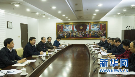 近日，中共中央總書記習近平和中共中央政治局常委俞正聲等中央領(lǐng)導(dǎo)同志走訪了各民主黨派中央和全國工商聯(lián)并座談。 新華社記者李學(xué)仁攝