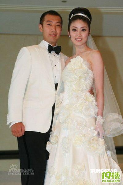 明星夫妻結(jié)婚照 哪對如今最幸福
