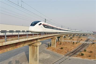 青島2012年度十大經(jīng)濟(jì)、民生事件