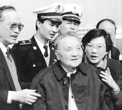 黨報回顧陪同習近平獻花的4位廣東老人改革經歷