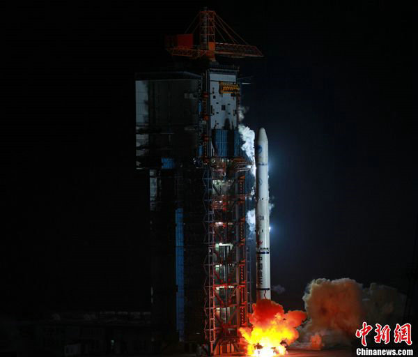 資料圖：第七顆北斗衛(wèi)星升入太空。