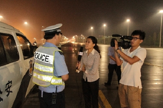   2012年，民生在線共推出民生追訪報道160多篇，幫助百姓解決難題