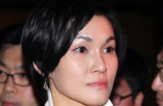 李敘顯(Lee Seo-Hun)，38歲，第一毛織(Cheil Industries)，執(zhí)行副總裁，韓國
