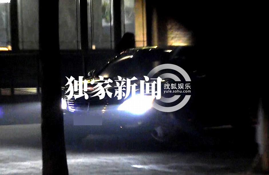 汪小菲攜母吃飯“問計(jì)” 飯后打包送嬌妻